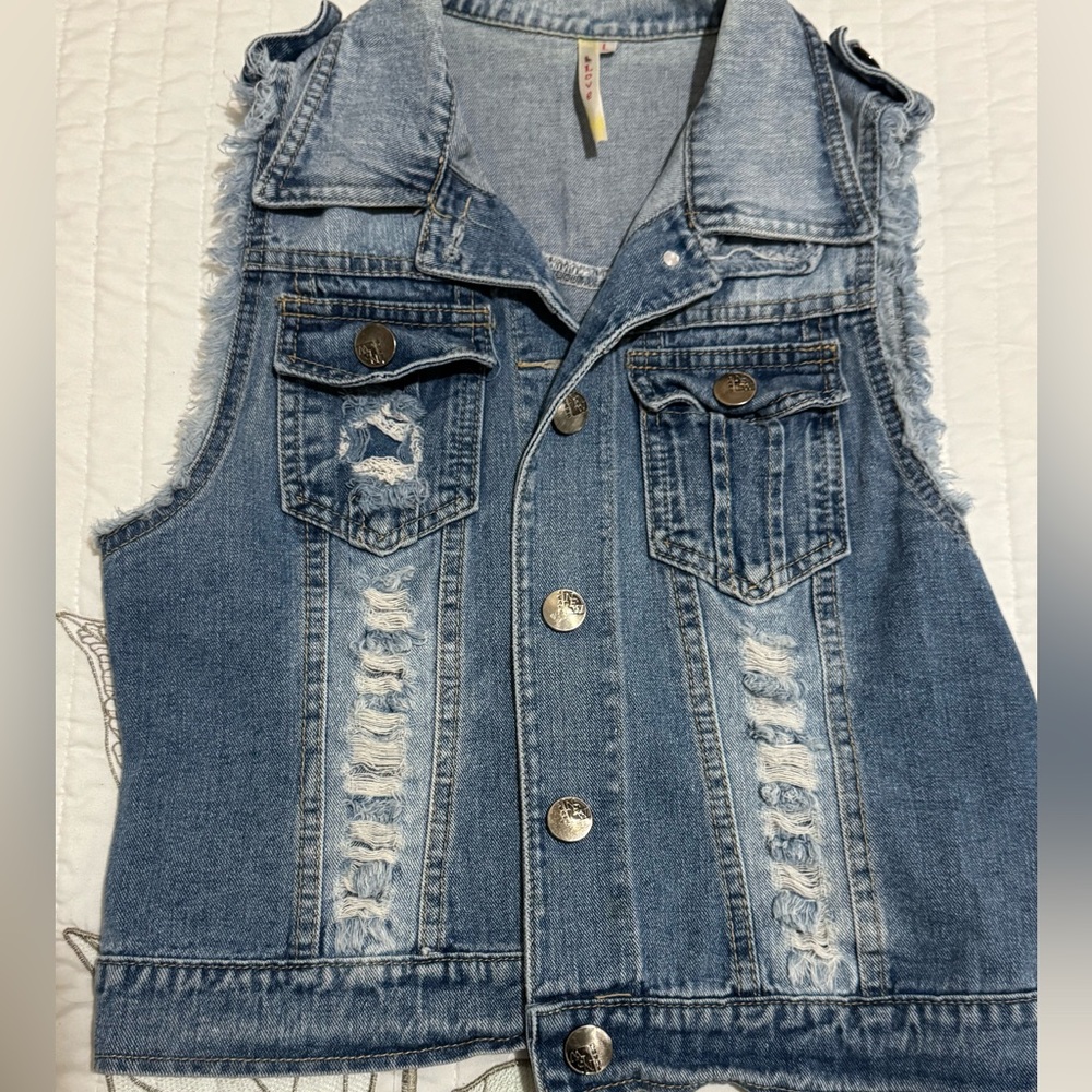 Stylish Blue Denim Vest
